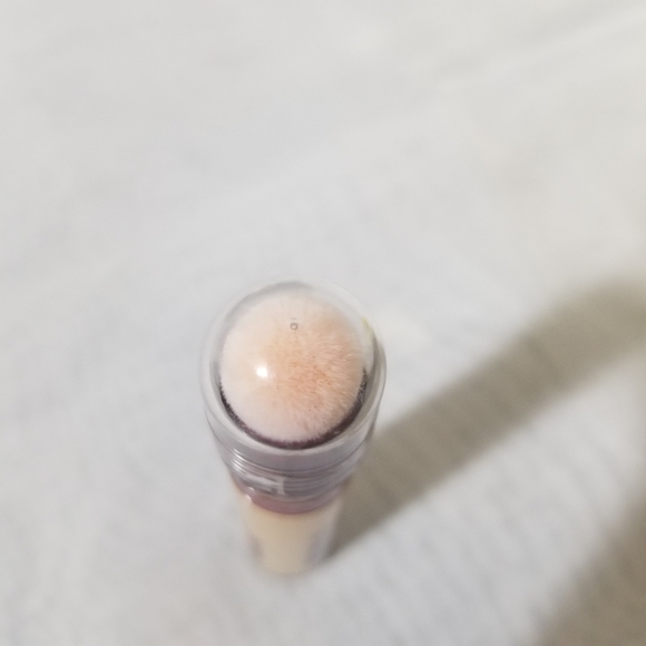 Golden Instant Age Rewind Eraser Dark Circle Treatment Concealer - Picture 3 of 3